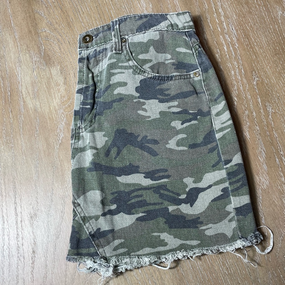 Camo Pistola Denim Skirt